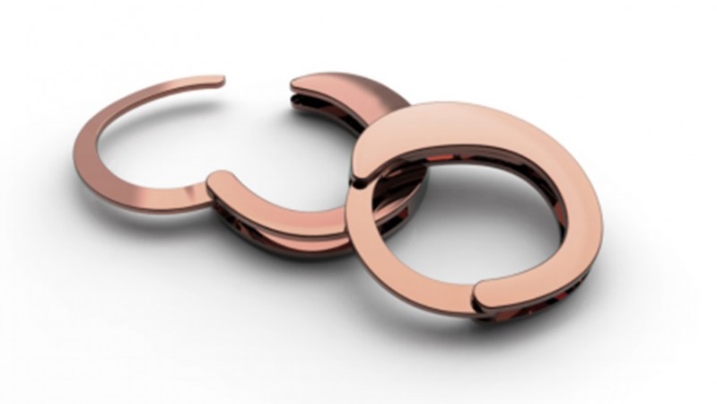 Luxurious rose gold metal handcuffs, essential for tying you... Roomfun - Flying Saucer Cuffs Diamond photo-2