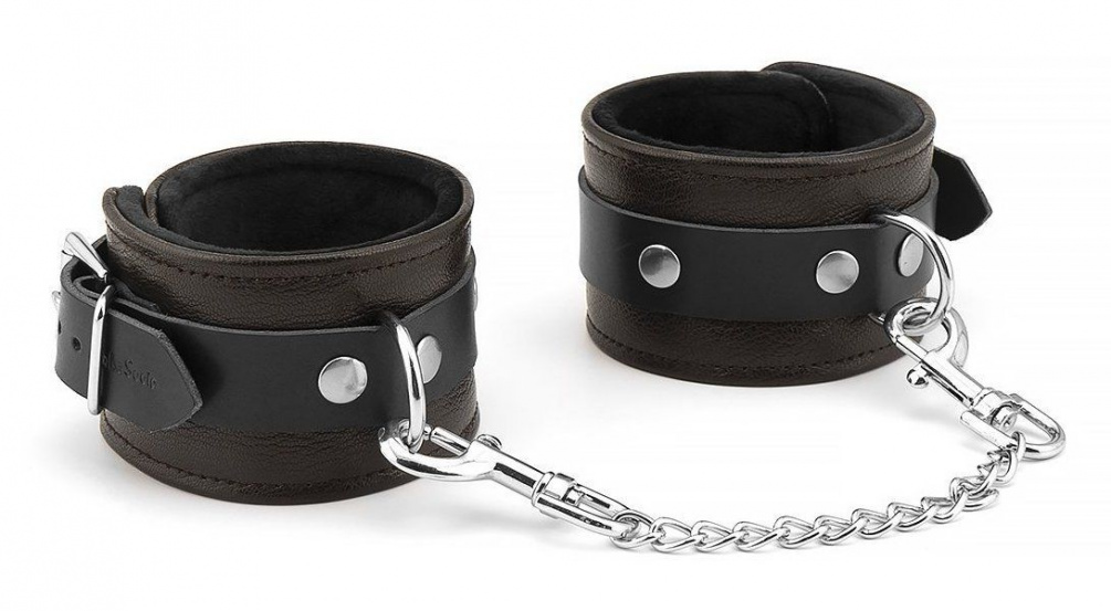 Enjoy captivating restrained play with this newbie-friendly ... Liebe Seele - Leather Handcuffs - Brown photo-2