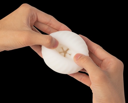 SVAKOM - Robin Stroking Masturbator - White photo