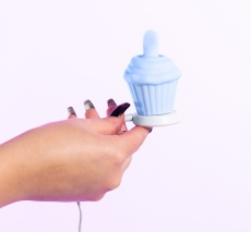 Natalie's Toy - Cake Eater Cupcake Flicker - Purple photo
