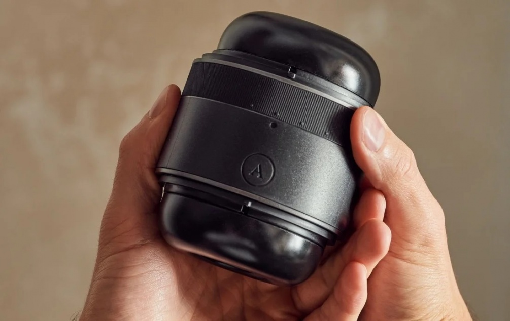 Arcwave Voy is a premium compact stroker featuring superior ... Arcwave - Voy Compact Stroker photo-2