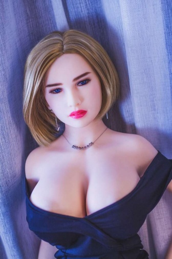  Megan 欧洲丰腴仿真实体娃娃，巨乳，超软TPE 163 cm（5’3 英尺） 照片