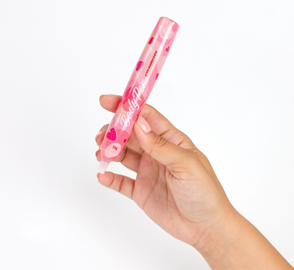 Unlimited fun with this 'pen' with which you can dra... Secret Play - Body Pen Strawberry - 35g photo-2