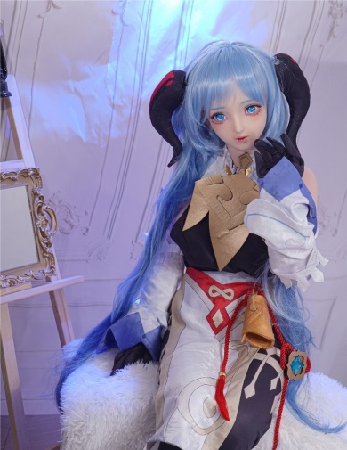 Amaya 动漫风蓝发牛角性感女魔王 超柔软TPE身体仿真性爱娃娃 145 cm (附衣服和头饰) 照片