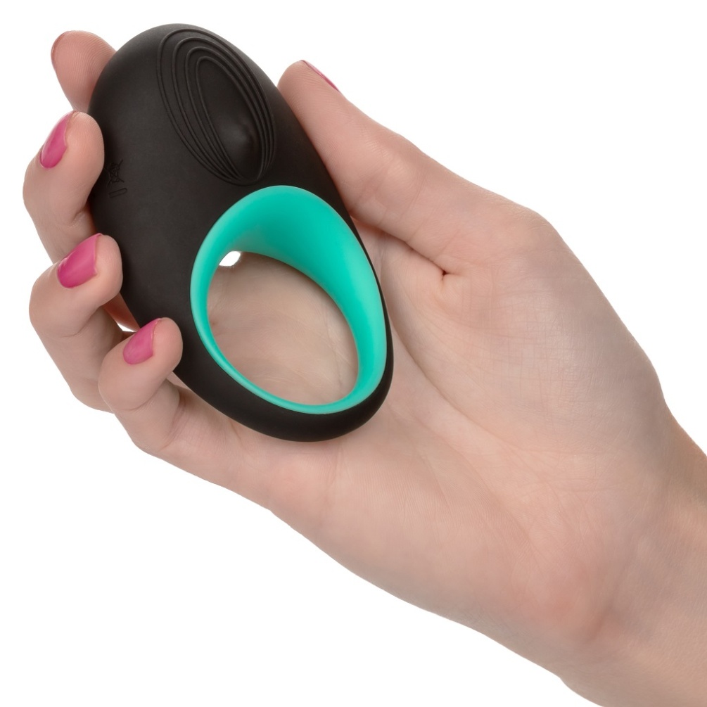 The dual stimulating ring delivers intense pleasure with 10 ... CEN - Link Up Pinnacle Vibro Ring - Black photo-2