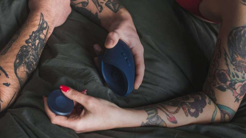The couples’ sex toy that turns foreplay into the main event... Hot Octopuss - Pulse Duo - Blue photo-5