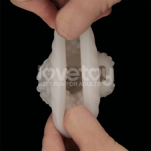Lovetoy - Knights 柔软震动阴茎套 - 凸纹 照片