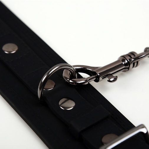 Pornhub - Silicone Handcuffs - Black photo