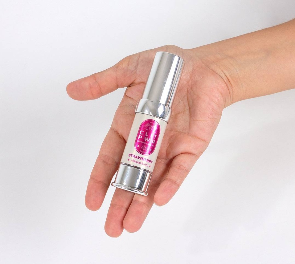 How about a balm designed solely for us and our pleasure?
St... Secret Play - Clit Pwr Clitoral Balm Strawberry - 15ml photo-4