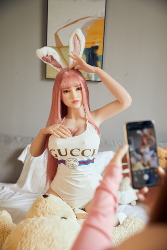 Olivia真實娃娃148厘米 照片