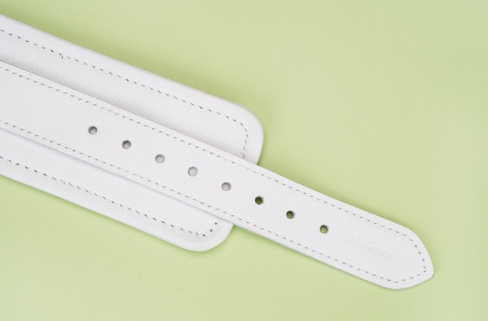 Made from genuine soft touch aromatic leather these cuffs ar... Liebe Seele - Leather Handcuffs - White photo-7