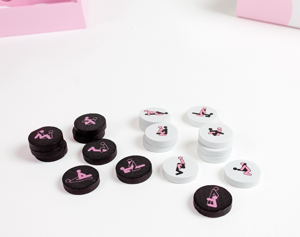 Line up 4 chips of the same colour in a row before your part... Secret Play - Play4sex Wooden Game photo-4