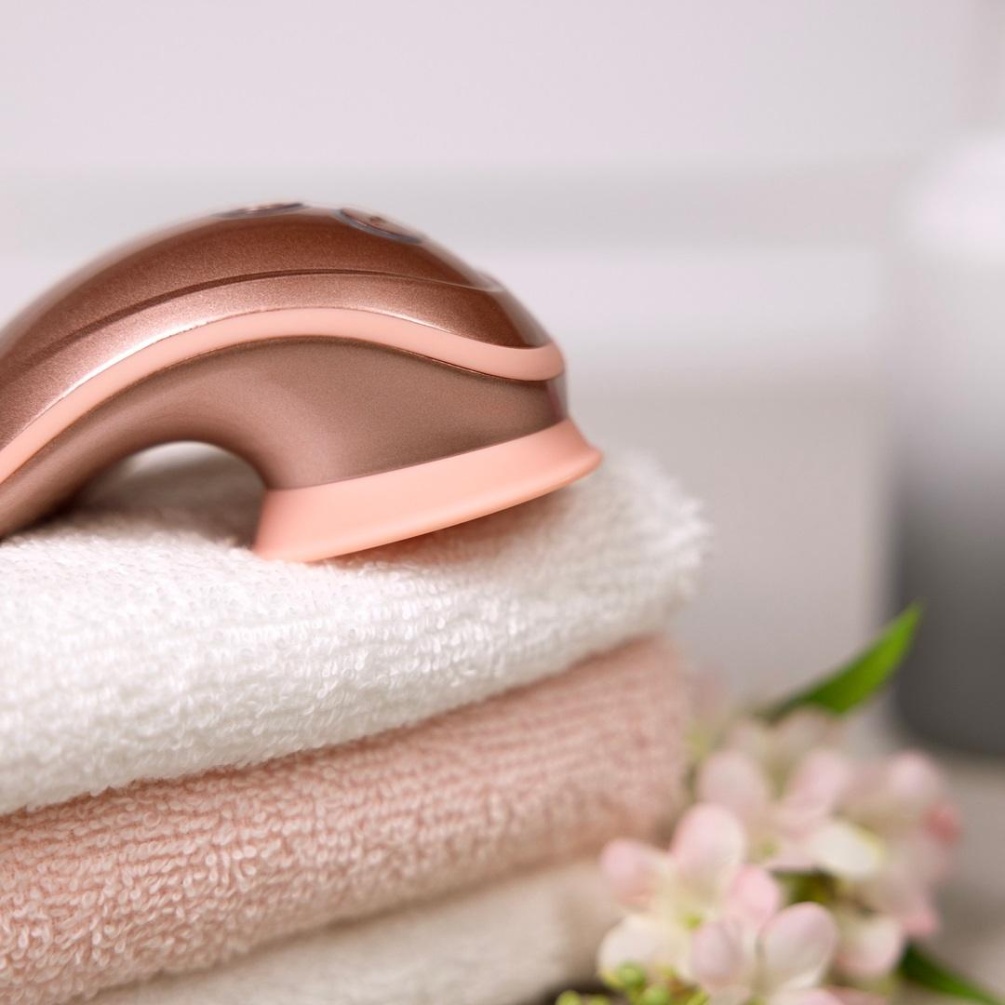 This hands-free, beautifully designed, small and innovate to... Innovation - Twitch Suction Vibrator - Rose Gold photo-7