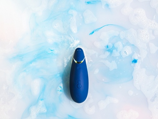 Womanizer - Premium 2  陰蒂吸啜器 - 藍莓色 照片