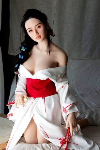 Daiyu Curvy Japanese Realistic Sex Doll, TPE Body with Silicone Head 158 cm (5'2 ft) photo
