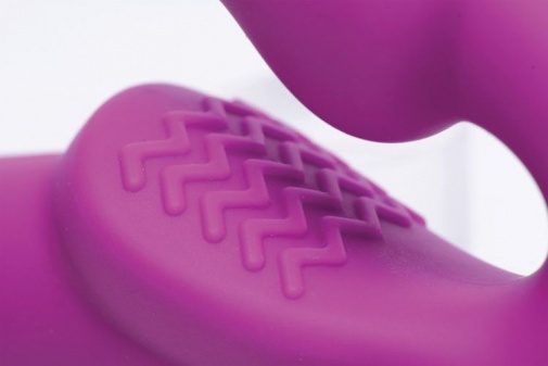 Strap U - Vibrating Strapless Silicone Strap-on Dildo - Pink photo