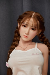 Amelia真实娃娃150厘米 照片