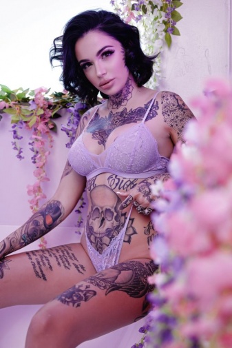Kiiroo - Feel Leigh Raven 飞机杯 照片