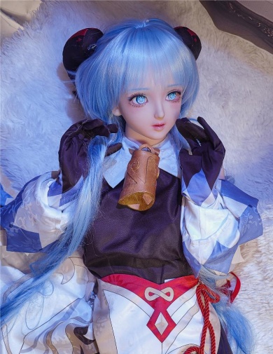 Amaya 动漫风蓝发牛角性感女魔王 超柔软TPE身体仿真性爱娃娃 145 cm (附衣服和头饰) 照片