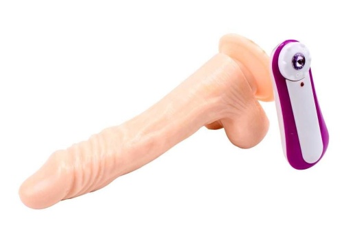 Chisa - James Deen 8.5″震动假阳具 - 肉色 照片