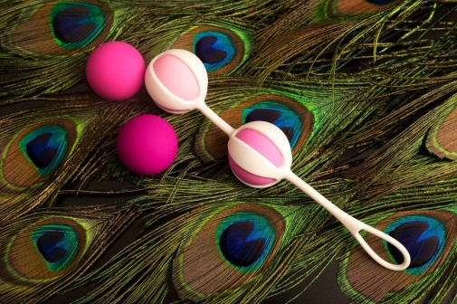 Gvibe - Geisha Balls 2 - Pink photo
