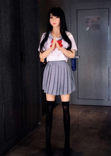 Elva 日系純情苗條學生妹 附口交超柔軟TPE仿真性愛娃娃 168 cm 照片