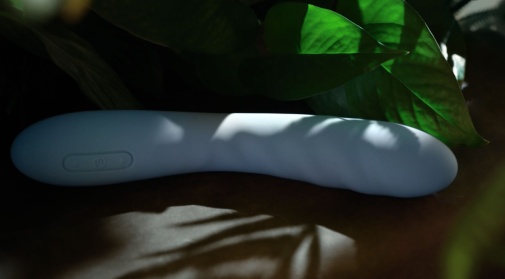 SVAKOM - Ava Neo Interactive Thrusting Vibrator - Cornflower Blue photo