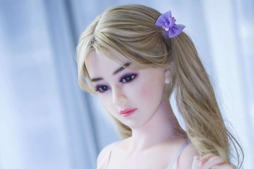 Novia 火辣身材超巨乳金发尤物 附口交超柔软TPE仿真性爱娃娃 140 cm  照片