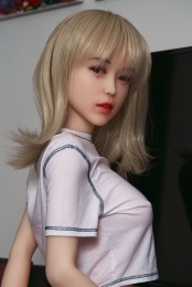 Miho 彷真娃娃 140厘米 照片