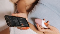 Lelo - Siri 3 声控阴蒂震动器 - 浅粉红色 照片