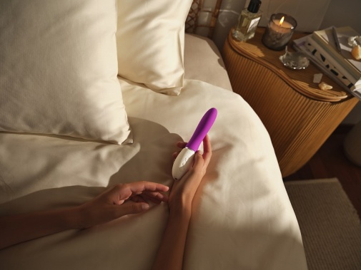 Lelo - Liv 3 优质G点震动棒 可连应用程式 - 浅蓝色 照片