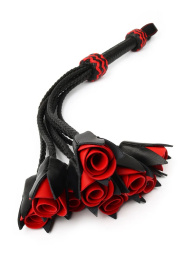Hidden Desire - Master Roses Whip - Black photo