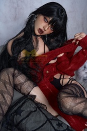 Vanessa 小胸苗条身材超柔软全矽胶逼真娃娃 161 厘米 照片