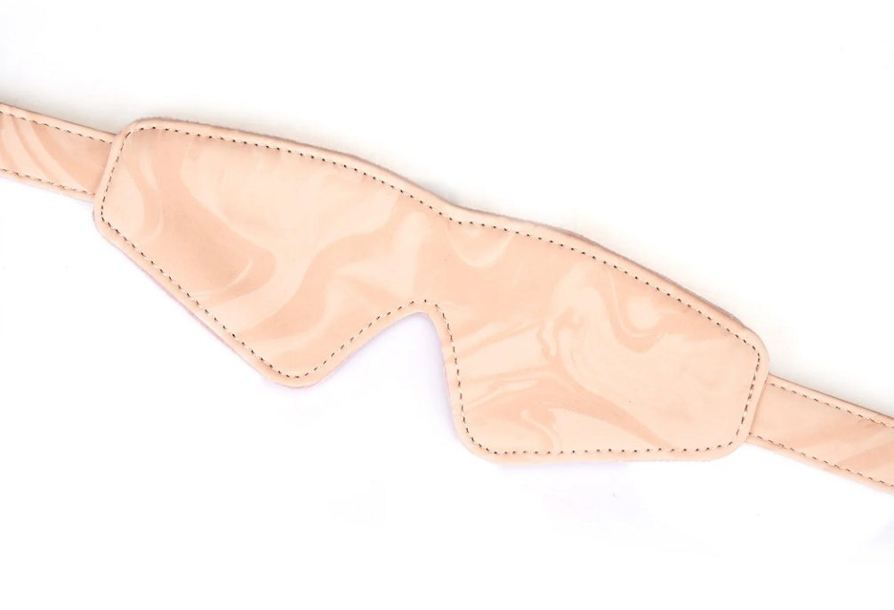 Delve into the erotic world of sensory deprivation with this... Liebe Seele - Boudoir Amor Blindfold - Pink photo-3