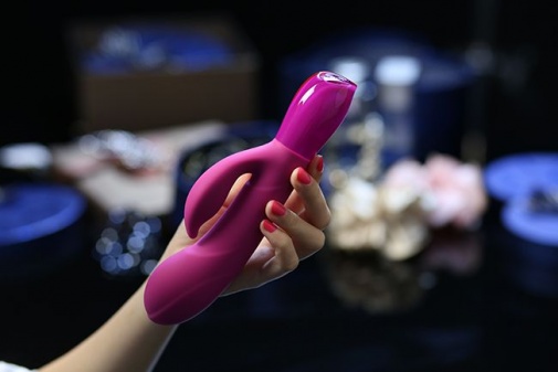 Key - Ceres Dual Action Rabbit - Pink photo