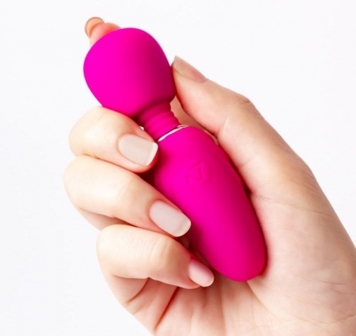 Nomi Tang - Pocket Wand - Hot Pink photo