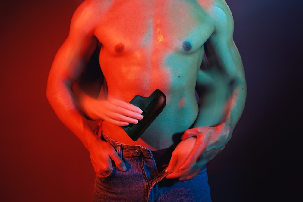 The world’s only stroker to integrate Pleasure Air for the m... Arcwave - Ion 2 Pleasure Air Stroker - Black photo-4