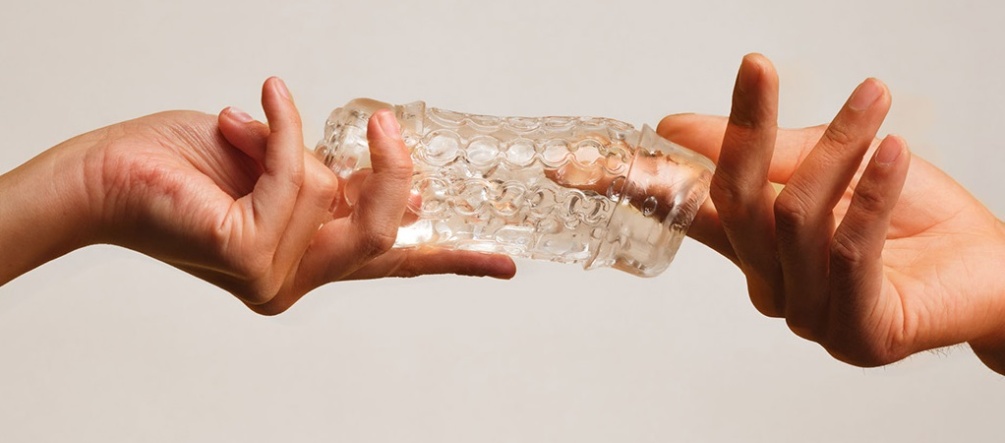 Introducing the Pearl sleeve, part of Mermaid Sleeve Collect... The Handy - Pearl Sleeve photo-2