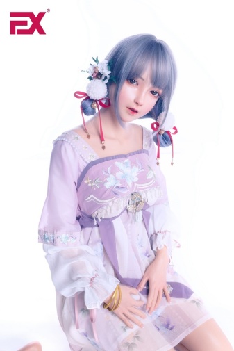  Lily 動漫仿真實體娃娃，豐腴身材，超軟矽膠 150 cm（4'9 英尺） 照片